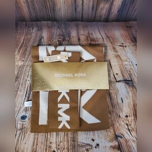 Michael Kors Inverse Log Scarf and Head Band